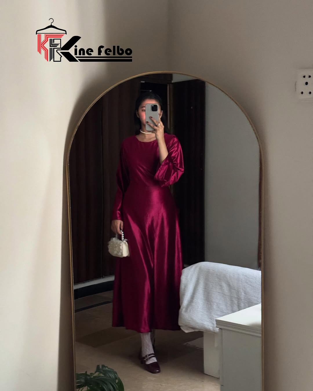 LIRA SILK GOWN
