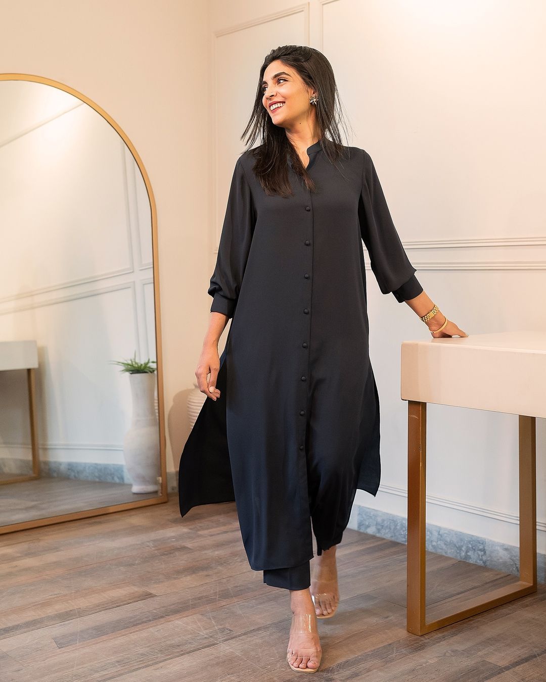 Ladies Black Long Shirt - KineFelbo