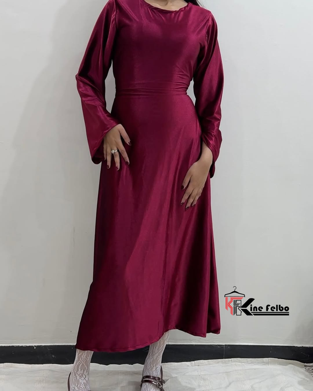 LIRA SILK GOWN