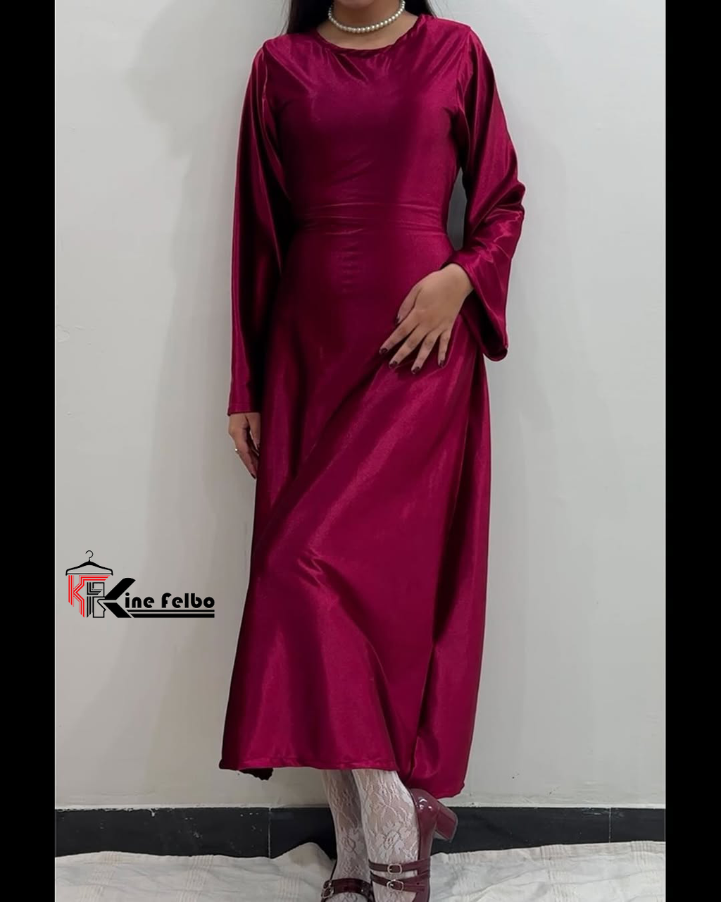 LIRA SILK GOWN