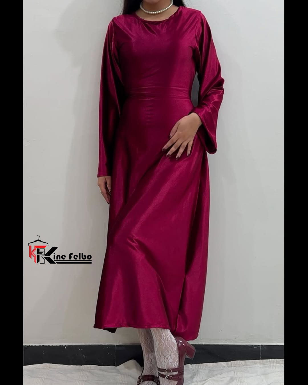 LIRA SILK GOWN