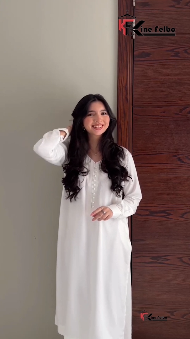 Fabulous White Silk Set