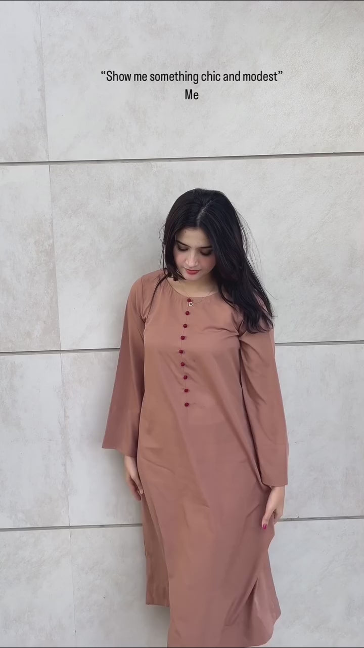 Lux Button Buttoned Set