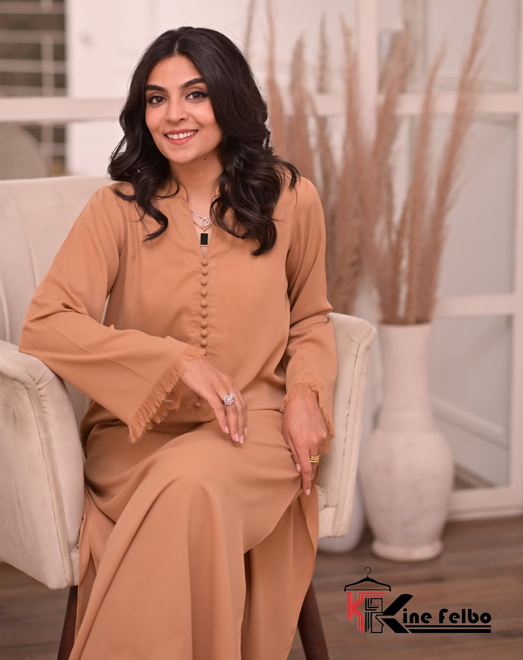 Noora Beige Button Set