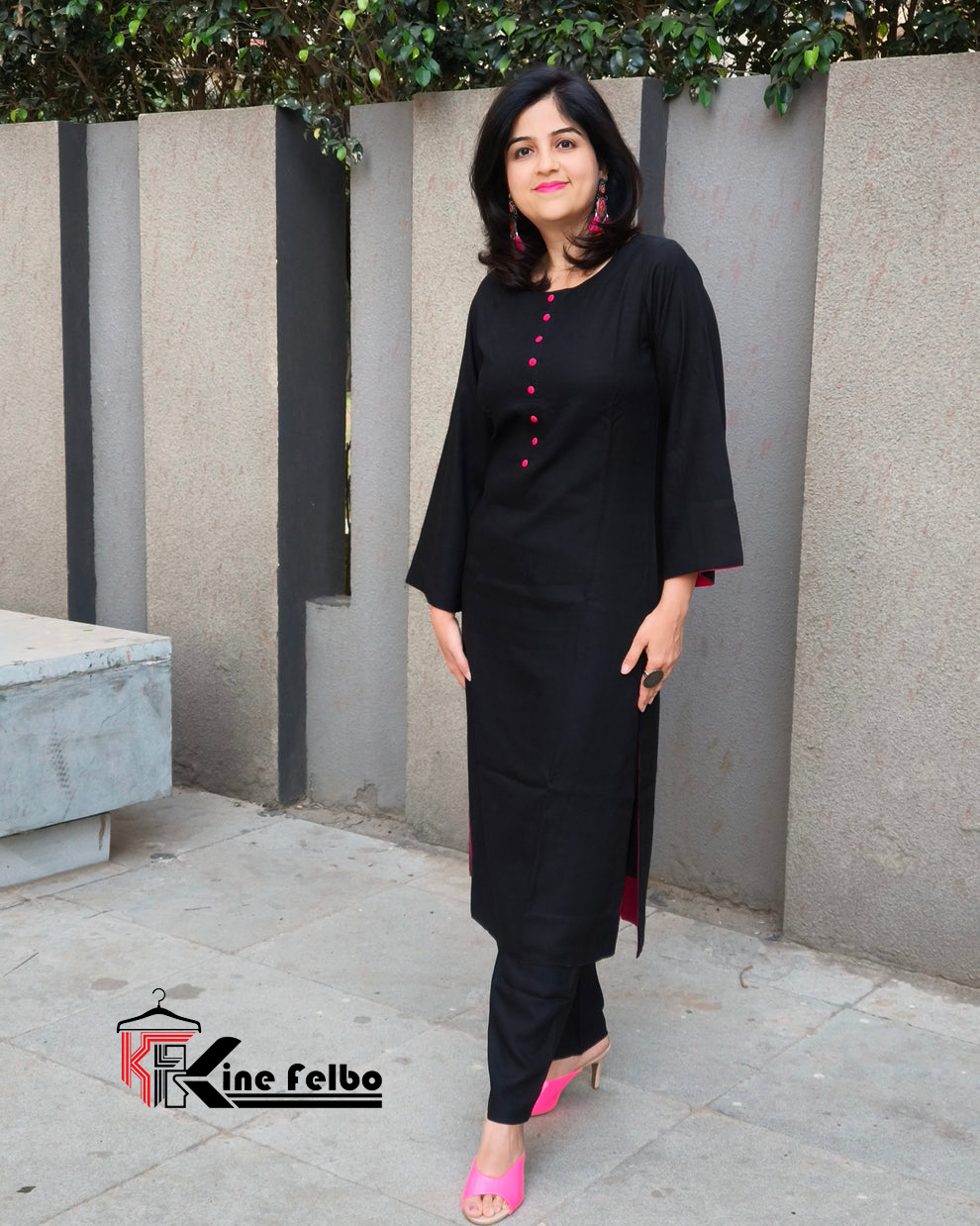 Lira Black Buttoned Set