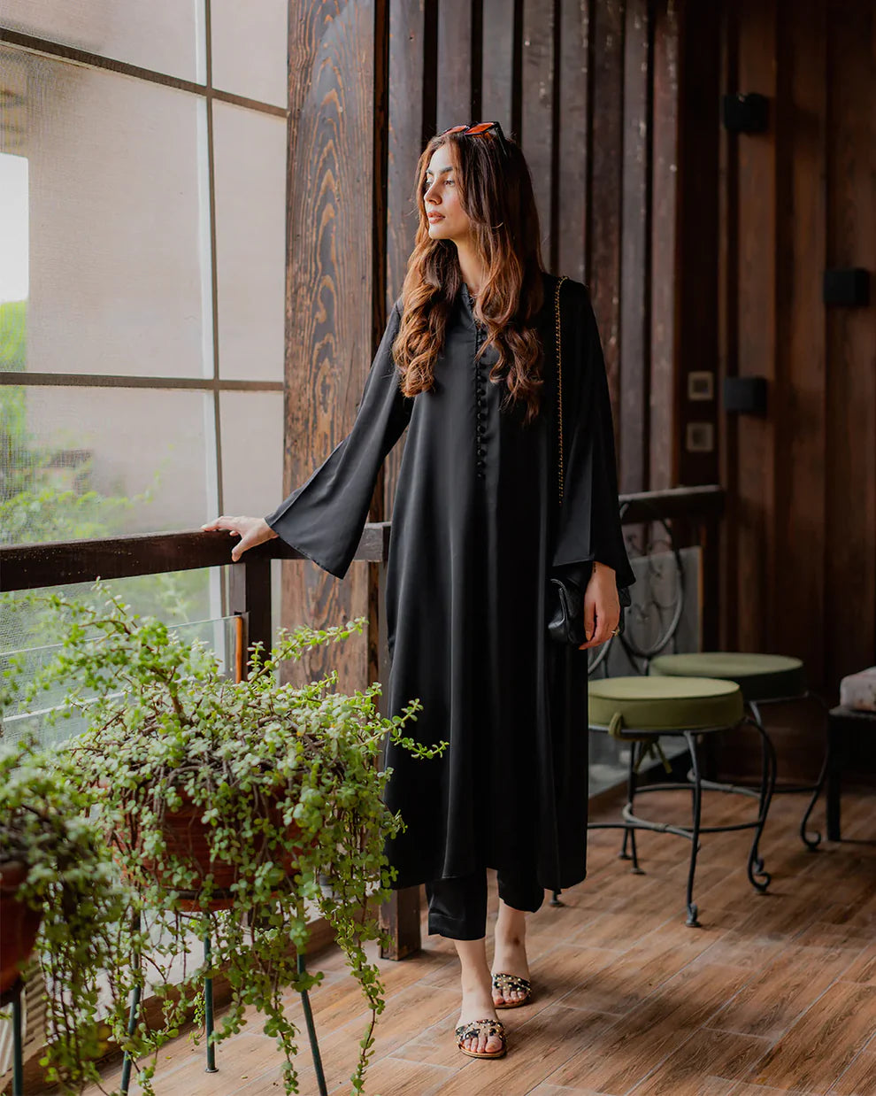 Noor Black Button  Kurta & Pants Set in Classic Black